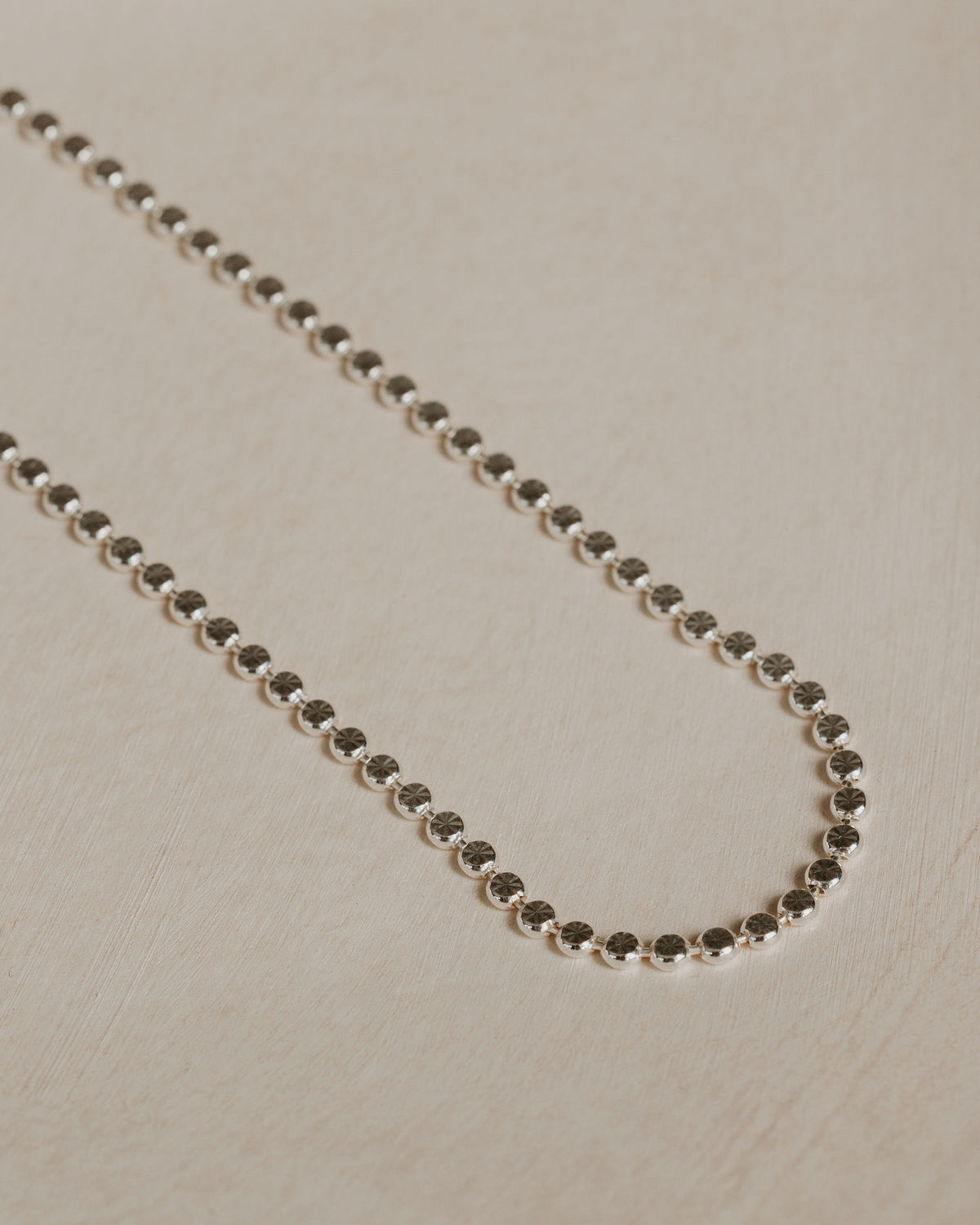 Faceted Chain
