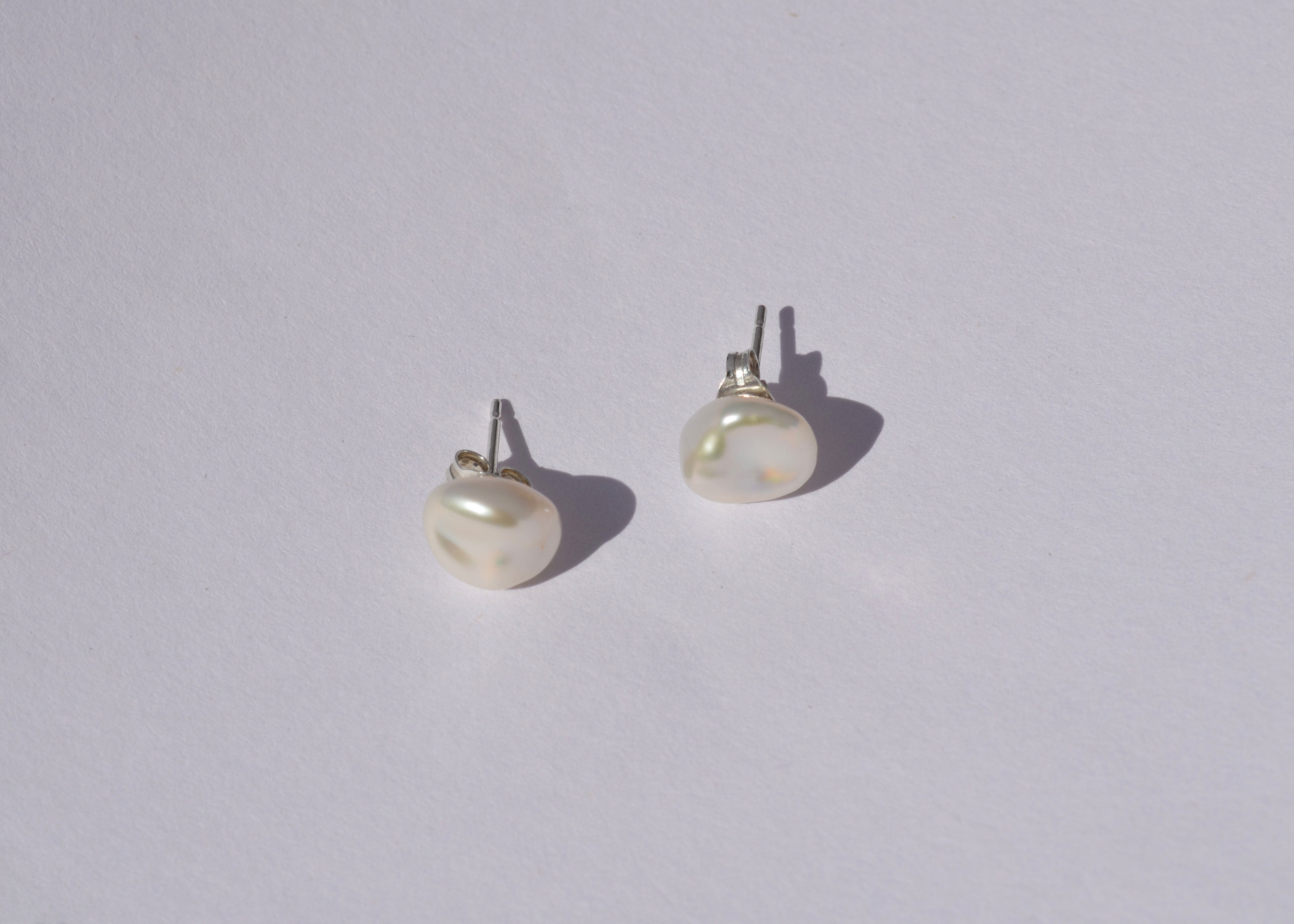 Perla Studs Petite