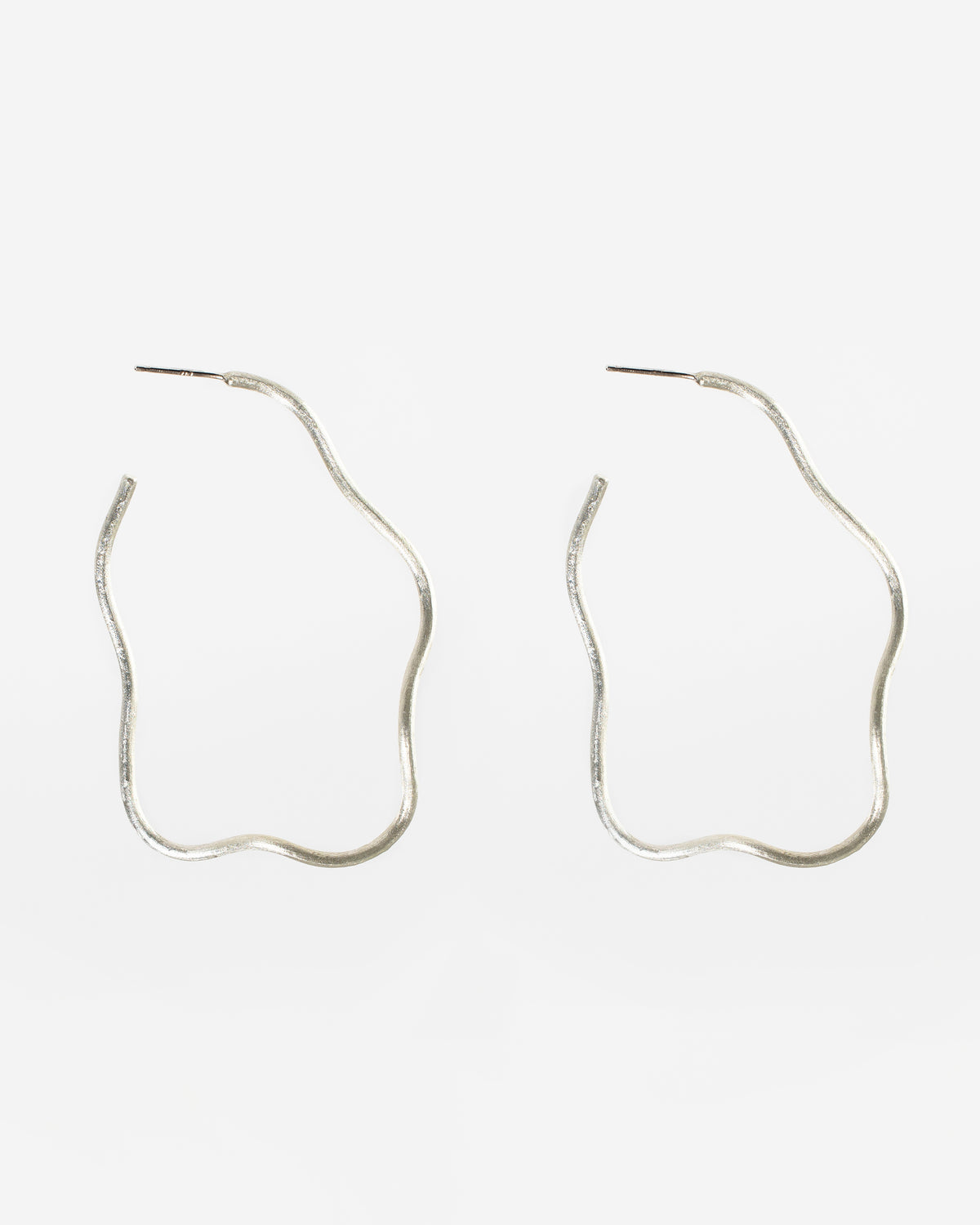 Wavy Hoops
