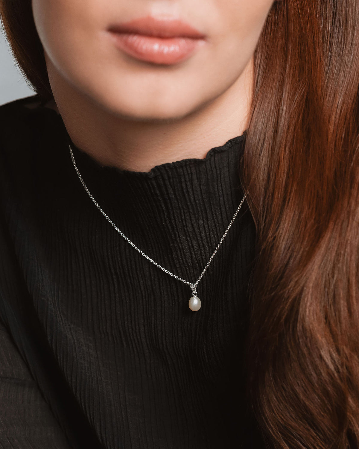 Perla Drop Pendant