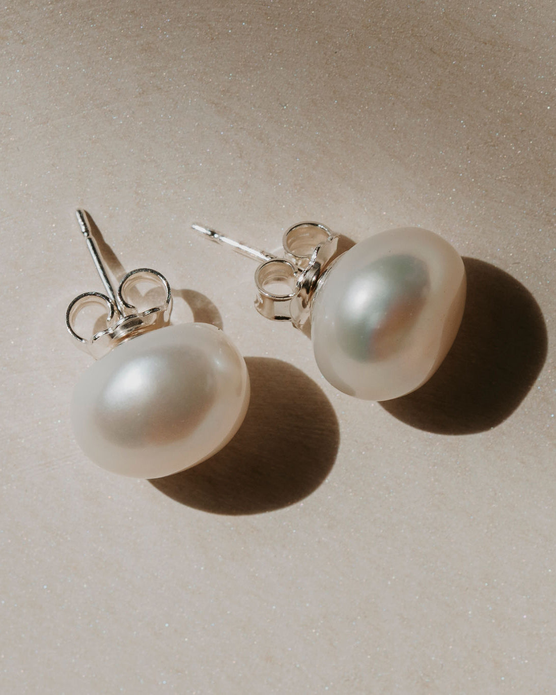Perla Studs