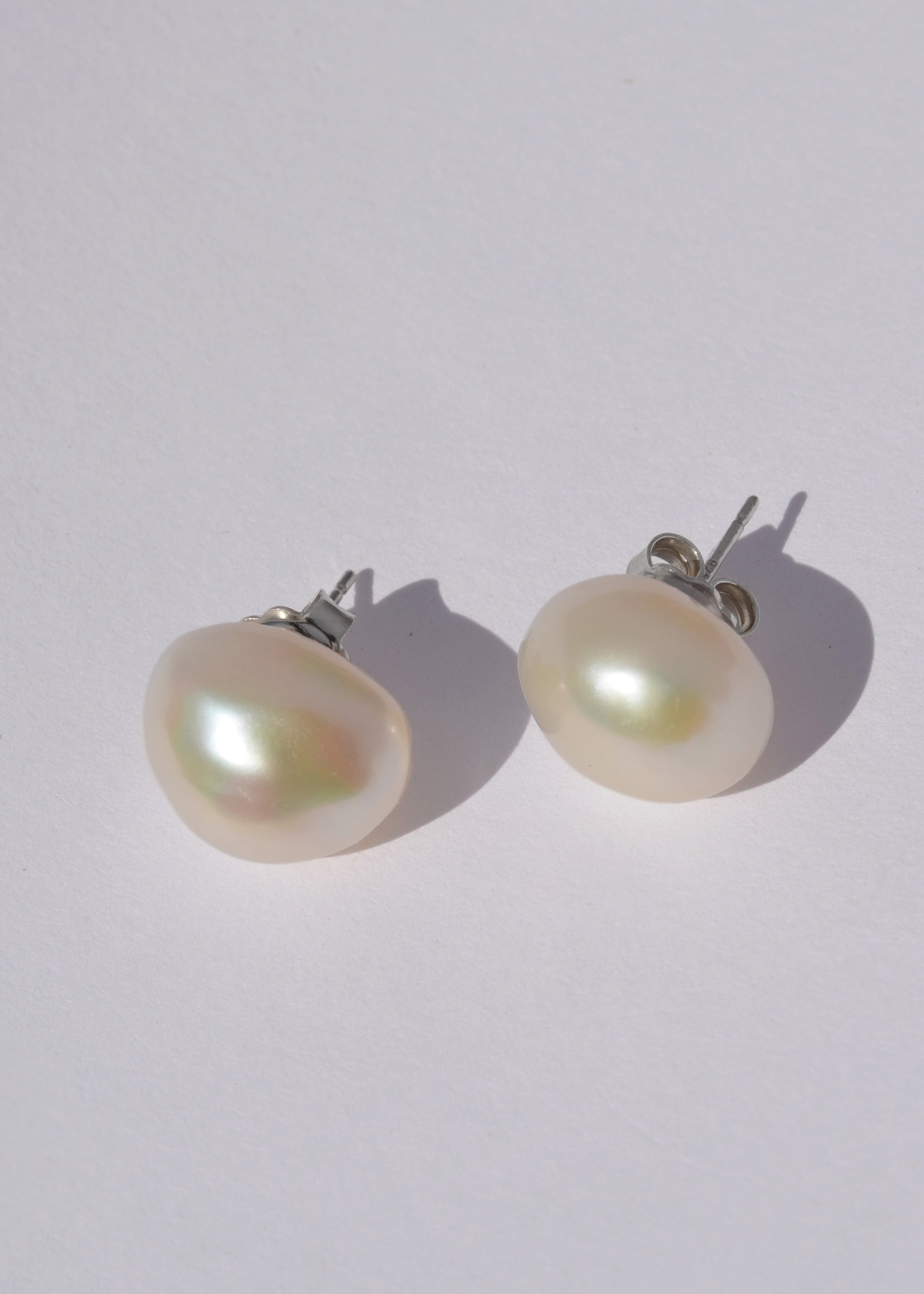 Perla Studs