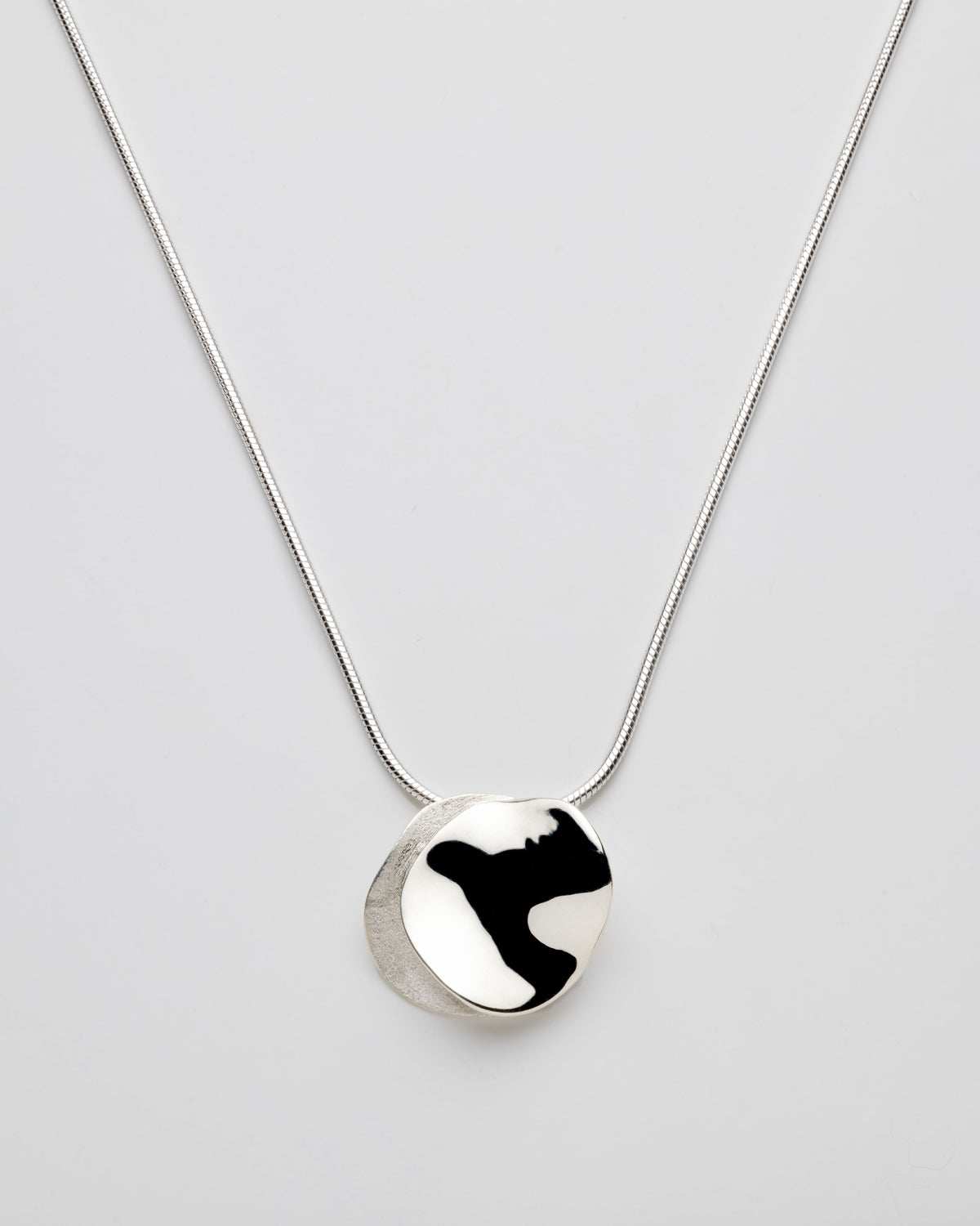 Tete Pendant